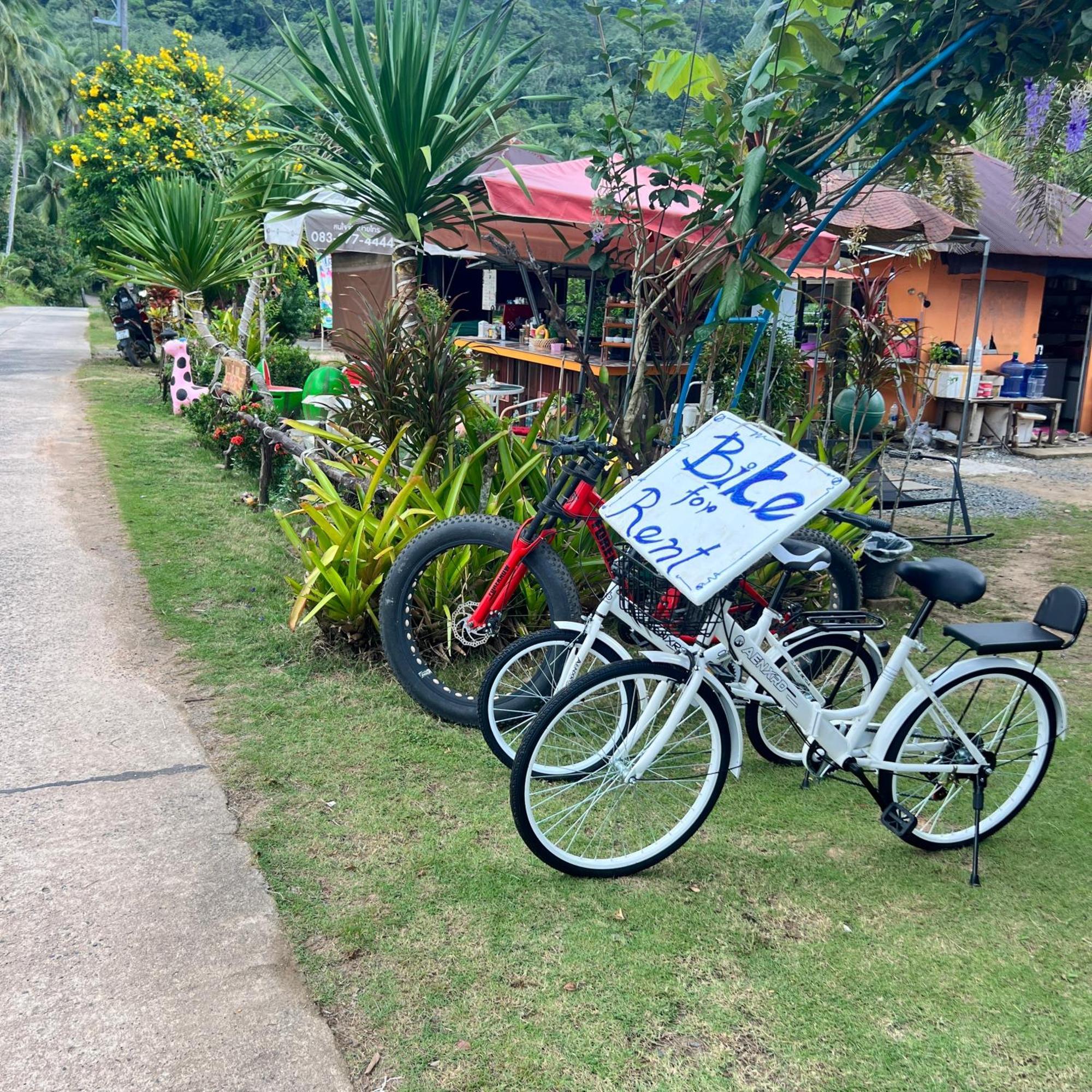 Lee Red House Hotel Ban Lak Uan Exterior photo